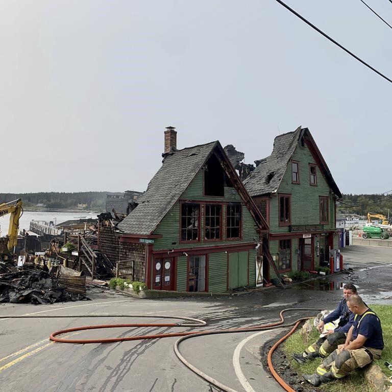 Fire destroys Jamie Wyeth paintings, damages historic buildings, in Maine